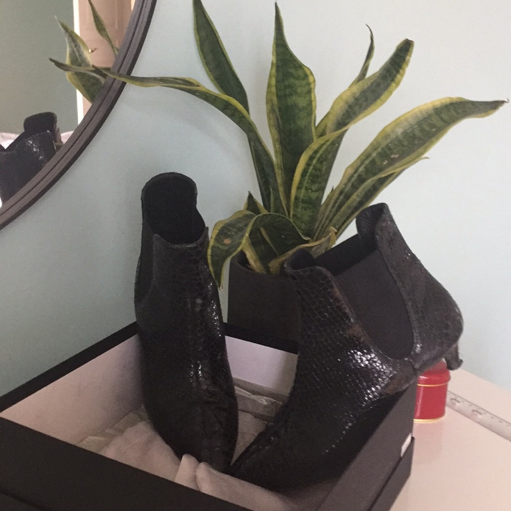 Cute Giuseppe Zanotti booties